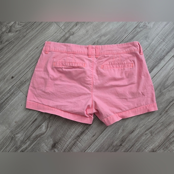 Old Navy Pink Bermuda Shorts for Casual Wear - Picture 10 of 10